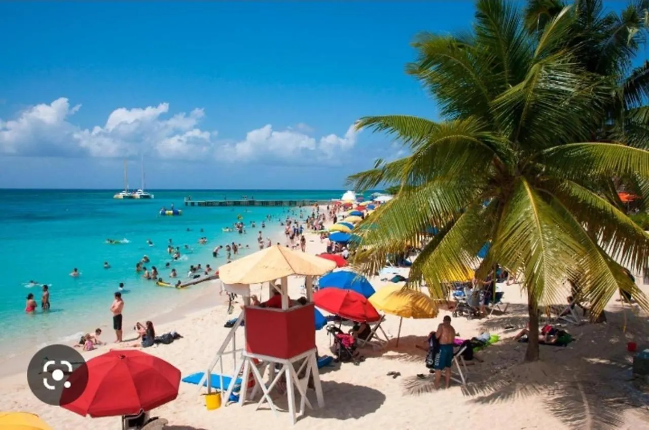 Beautiful 1-Bed House In New Harbour Village 3 Old Harbour St Catherine Jamaica Secured Gated Community Сasa de vacaciones